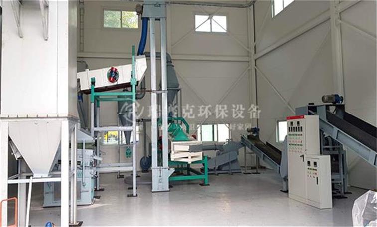 電池分離機促進(jìn)新能源鋰電池的環(huán)境和資源環(huán)境的相協(xié)調(diào)